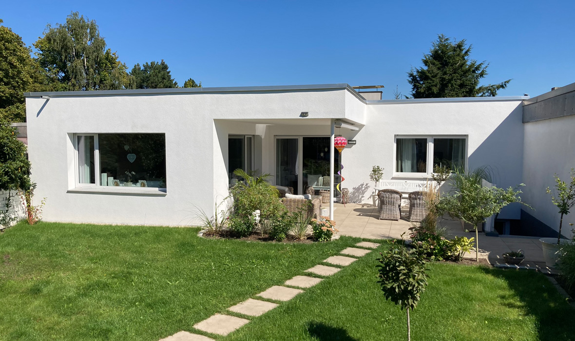 Rénovation concluante et rapide d’un toit plat avec une isolation inversée de toiture-terrasse pérenne